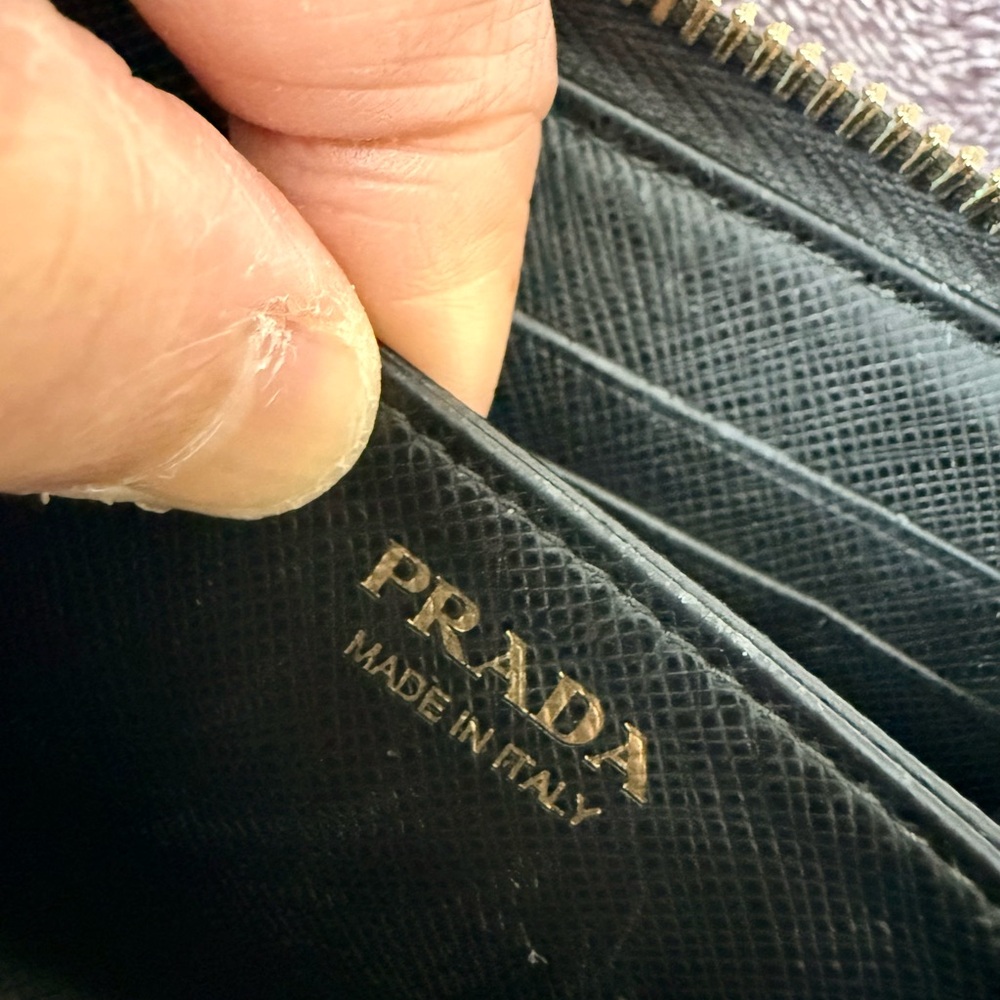 Prada Black Saffiano Leather Zip Wallet - Picture 7 of 7